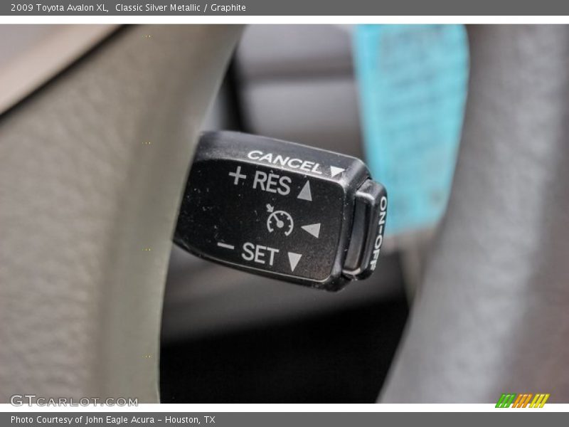 Classic Silver Metallic / Graphite 2009 Toyota Avalon XL