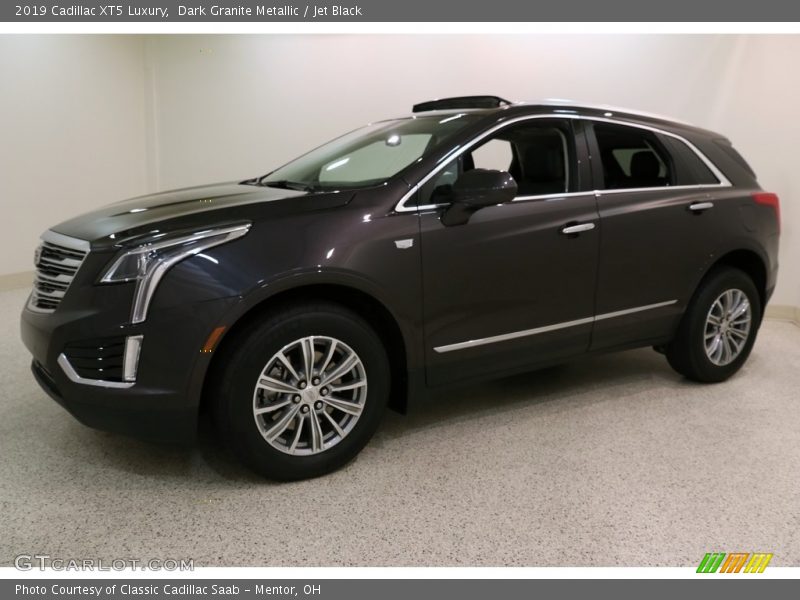 Dark Granite Metallic / Jet Black 2019 Cadillac XT5 Luxury