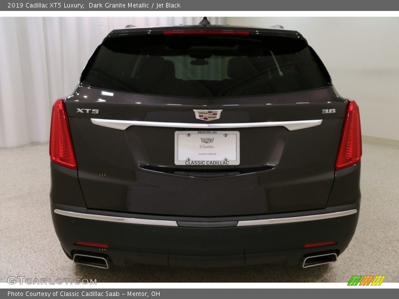 Dark Granite Metallic / Jet Black 2019 Cadillac XT5 Luxury