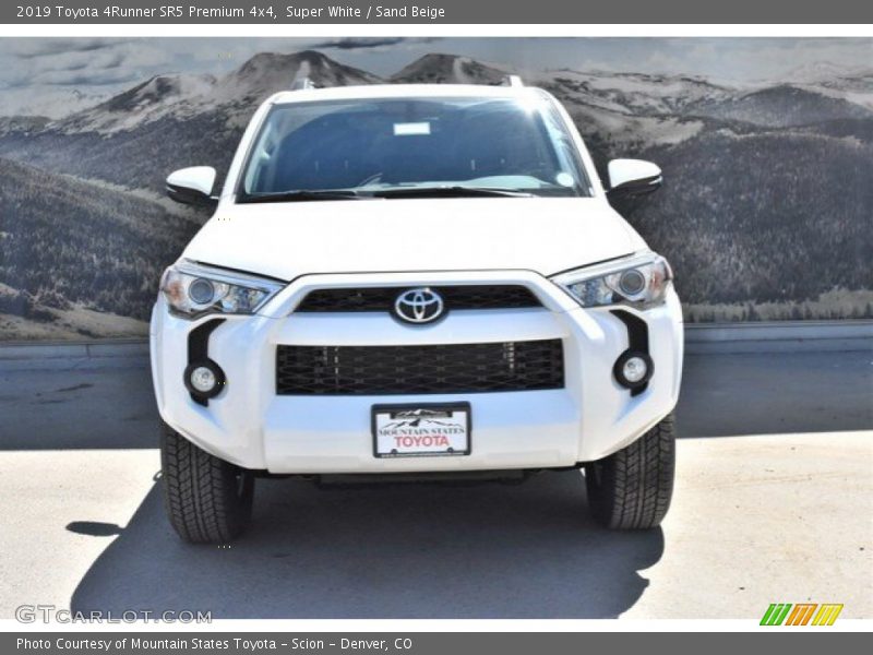 Super White / Sand Beige 2019 Toyota 4Runner SR5 Premium 4x4