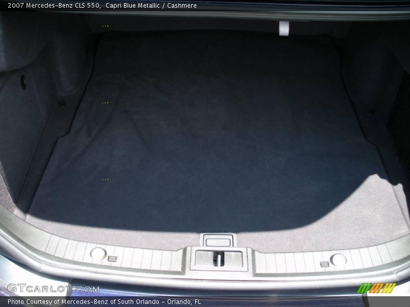 Capri Blue Metallic / Cashmere 2007 Mercedes-Benz CLS 550