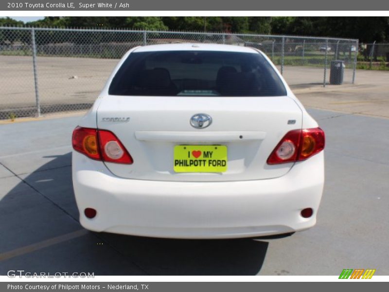 Super White / Ash 2010 Toyota Corolla LE
