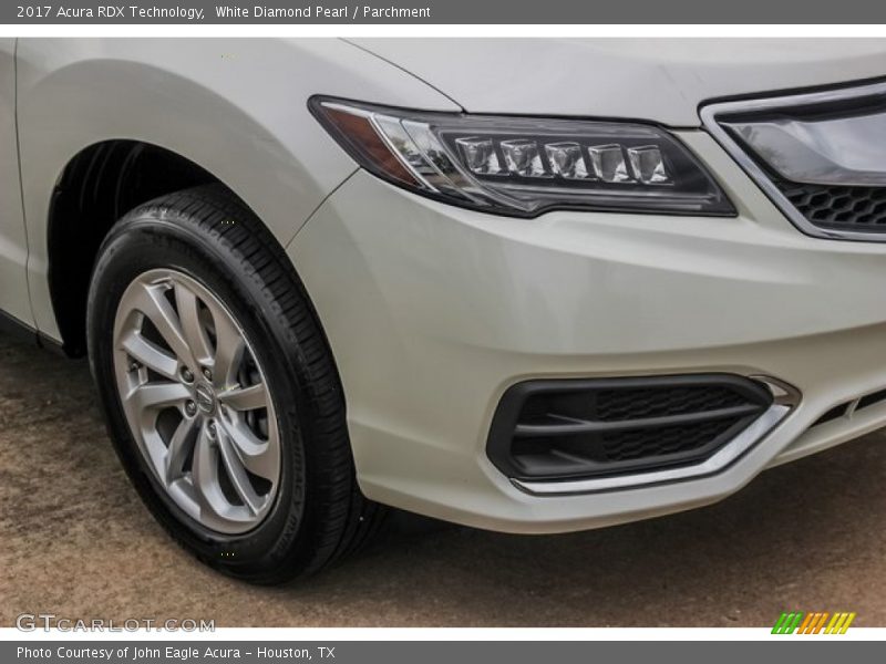 White Diamond Pearl / Parchment 2017 Acura RDX Technology