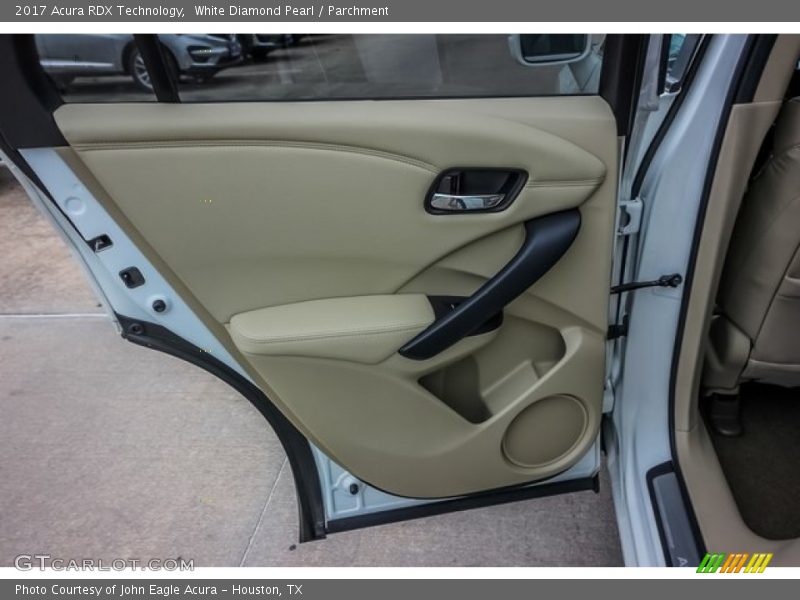 White Diamond Pearl / Parchment 2017 Acura RDX Technology