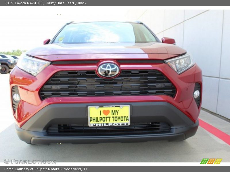 Ruby Flare Pearl / Black 2019 Toyota RAV4 XLE