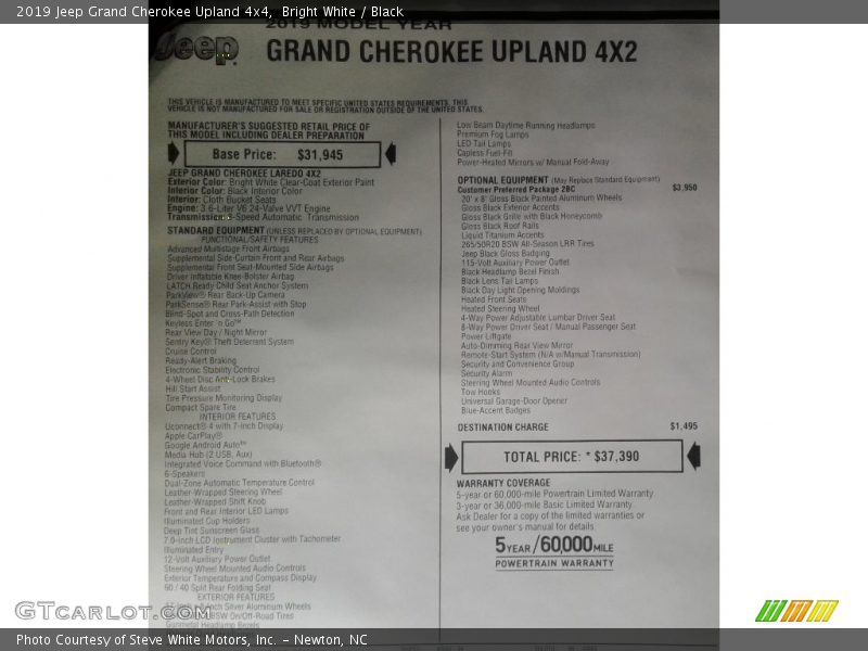 Bright White / Black 2019 Jeep Grand Cherokee Upland 4x4