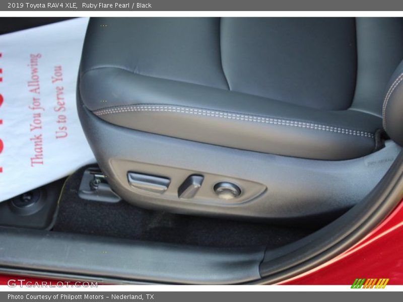 Ruby Flare Pearl / Black 2019 Toyota RAV4 XLE