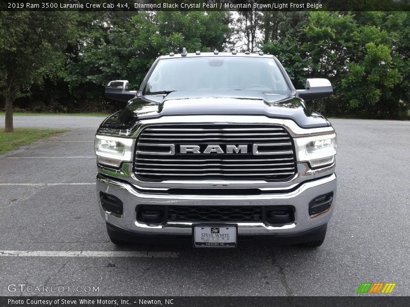 Diamond Black Crystal Pearl / Mountain Brown/Light Frost Beige 2019 Ram 3500 Laramie Crew Cab 4x4