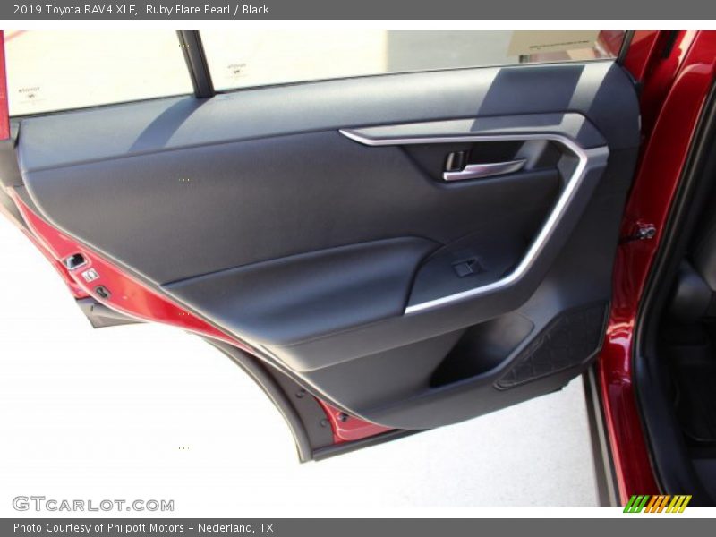 Ruby Flare Pearl / Black 2019 Toyota RAV4 XLE