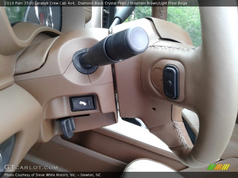 Controls of 2019 3500 Laramie Crew Cab 4x4