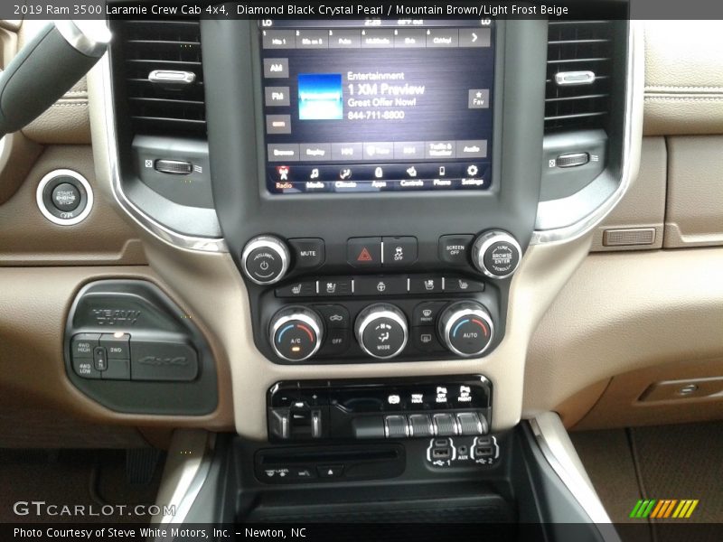 Controls of 2019 3500 Laramie Crew Cab 4x4