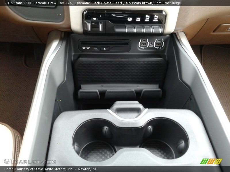 Diamond Black Crystal Pearl / Mountain Brown/Light Frost Beige 2019 Ram 3500 Laramie Crew Cab 4x4