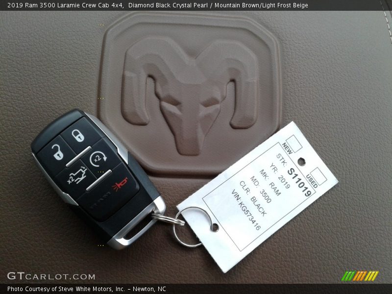 Keys of 2019 3500 Laramie Crew Cab 4x4