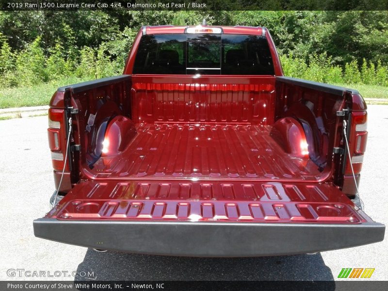 Delmonico Red Pearl / Black 2019 Ram 1500 Laramie Crew Cab 4x4