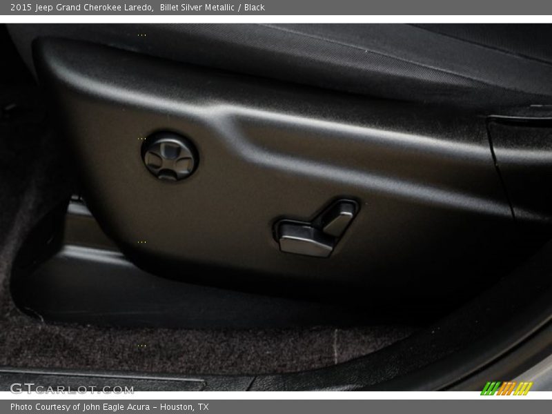 Billet Silver Metallic / Black 2015 Jeep Grand Cherokee Laredo