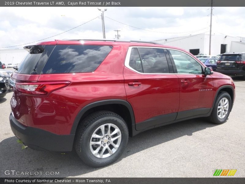 Cajun Red Tintcoat / Jet Black 2019 Chevrolet Traverse LT AWD