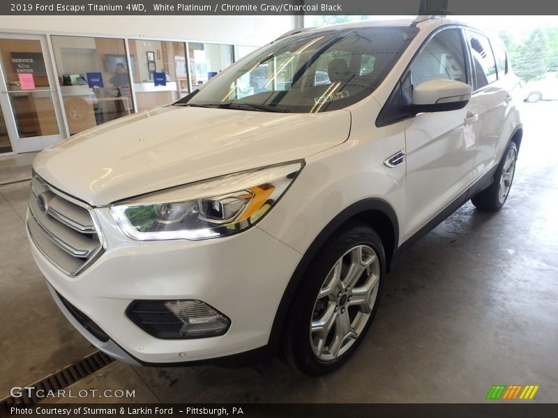 White Platinum / Chromite Gray/Charcoal Black 2019 Ford Escape Titanium 4WD