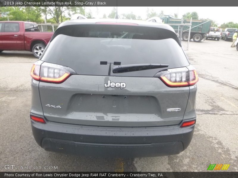 Sting-Gray / Black 2019 Jeep Cherokee Latitude Plus 4x4