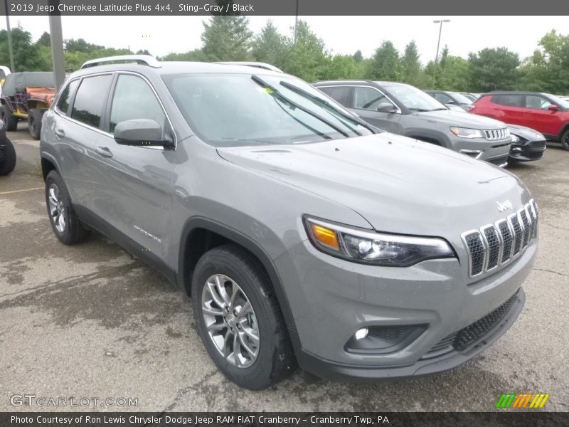 Sting-Gray / Black 2019 Jeep Cherokee Latitude Plus 4x4