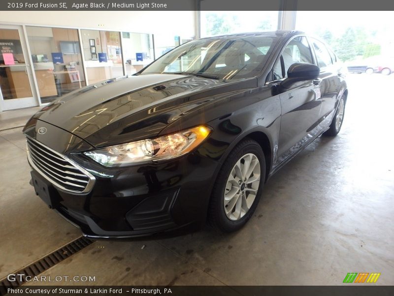 Agate Black / Medium Light Stone 2019 Ford Fusion SE