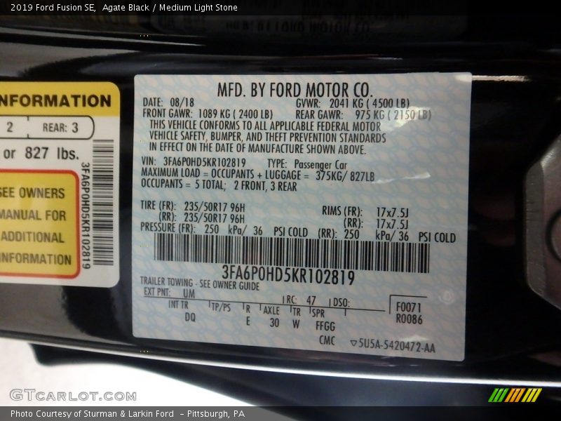 2019 Fusion SE Agate Black Color Code UM