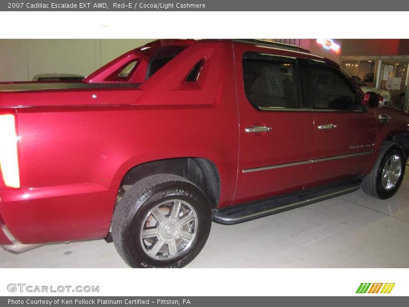 Red-E / Cocoa/Light Cashmere 2007 Cadillac Escalade EXT AWD