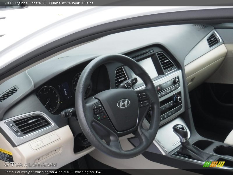 Quartz White Pearl / Beige 2016 Hyundai Sonata SE