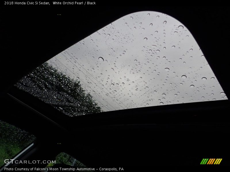 White Orchid Pearl / Black 2018 Honda Civic Si Sedan
