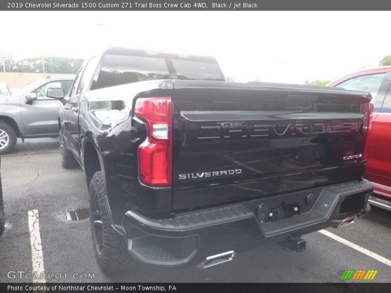 Black / Jet Black 2019 Chevrolet Silverado 1500 Custom Z71 Trail Boss Crew Cab 4WD