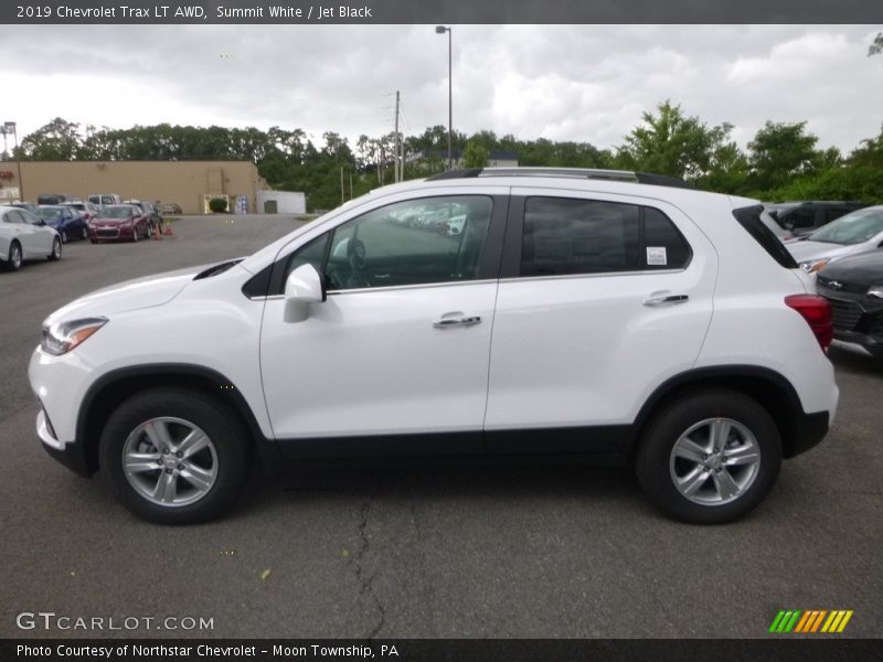 Summit White / Jet Black 2019 Chevrolet Trax LT AWD