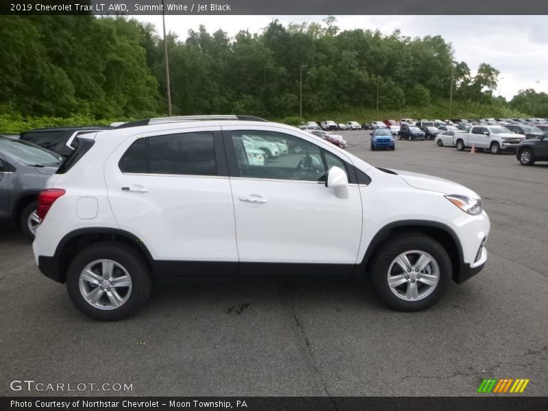 Summit White / Jet Black 2019 Chevrolet Trax LT AWD