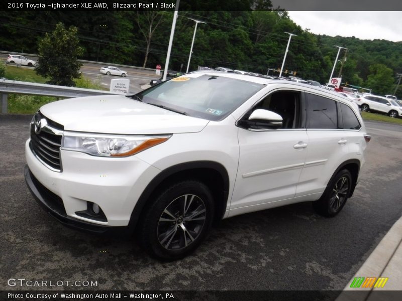 Blizzard Pearl / Black 2016 Toyota Highlander XLE AWD