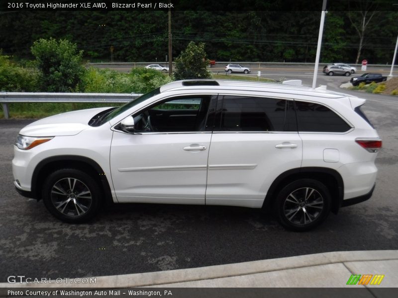Blizzard Pearl / Black 2016 Toyota Highlander XLE AWD