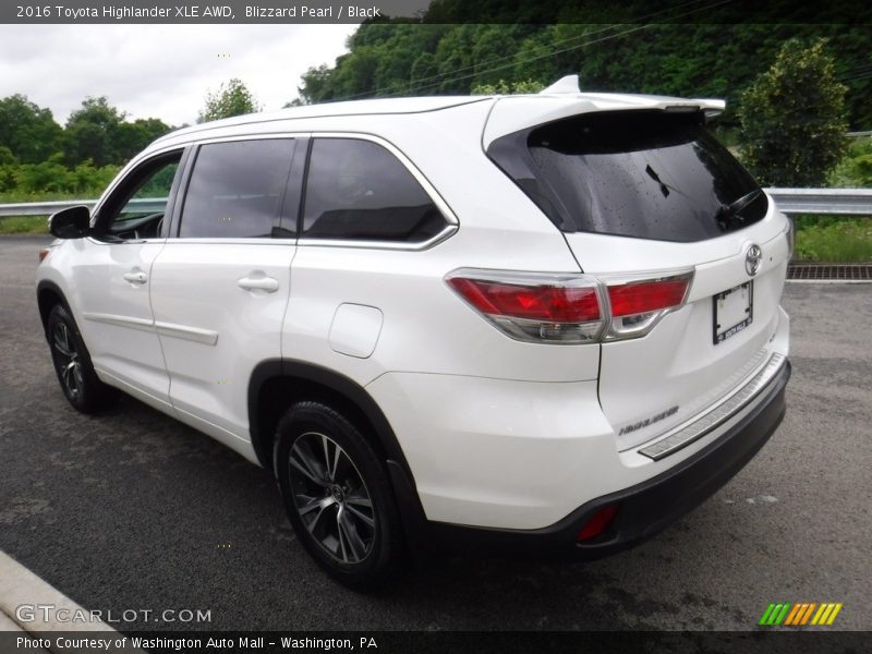 Blizzard Pearl / Black 2016 Toyota Highlander XLE AWD