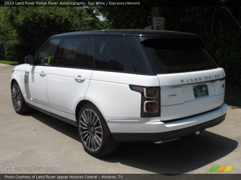 Fuji White / Espresso/Almond 2019 Land Rover Range Rover Autobiography