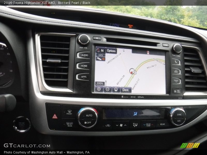 Blizzard Pearl / Black 2016 Toyota Highlander XLE AWD