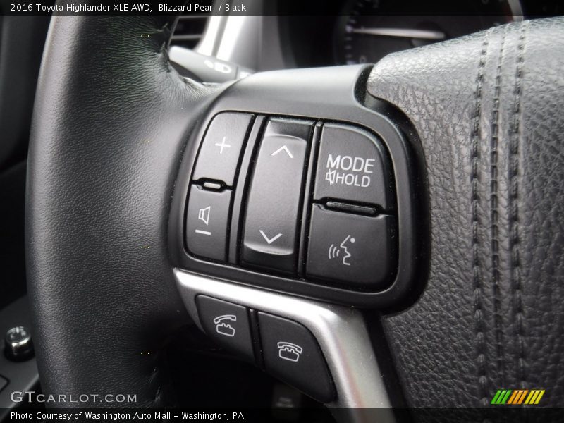Blizzard Pearl / Black 2016 Toyota Highlander XLE AWD