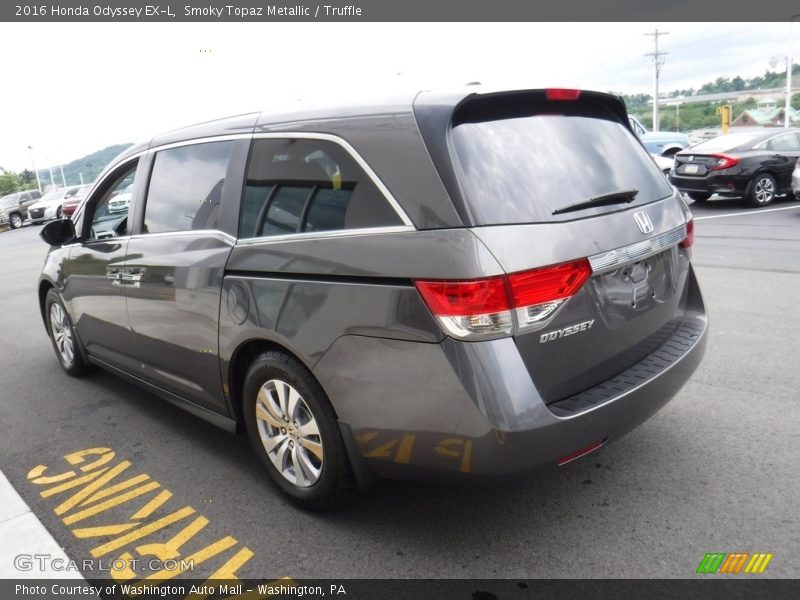 Smoky Topaz Metallic / Truffle 2016 Honda Odyssey EX-L