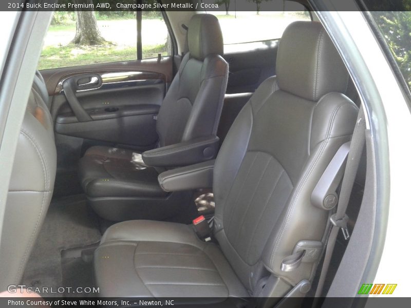 Champagne Silver Metallic / Cocoa 2014 Buick Enclave Premium AWD