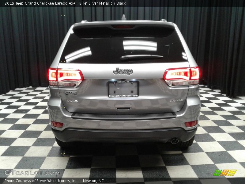 Billet Silver Metallic / Black 2019 Jeep Grand Cherokee Laredo 4x4