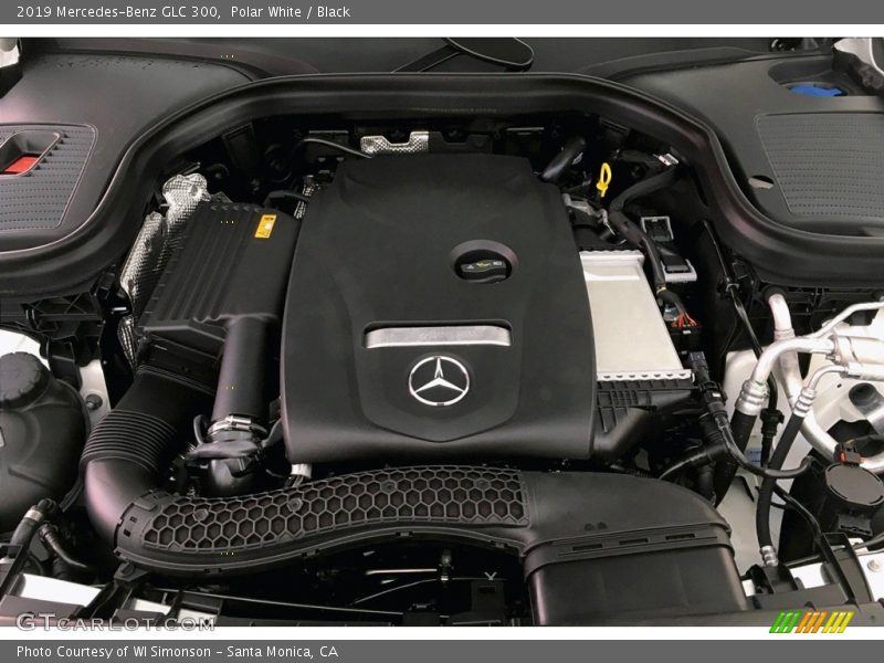 Polar White / Black 2019 Mercedes-Benz GLC 300
