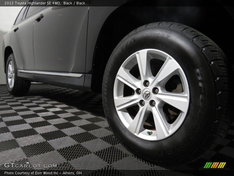 Black / Black 2013 Toyota Highlander SE 4WD