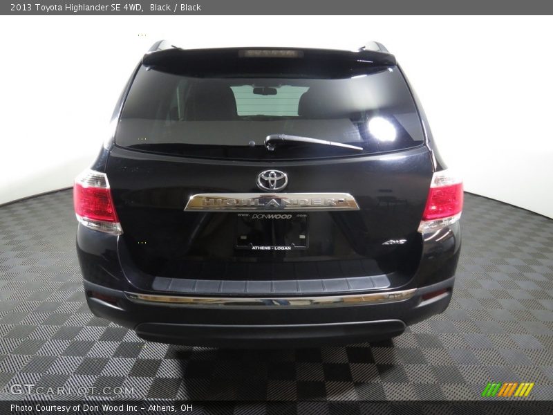 Black / Black 2013 Toyota Highlander SE 4WD