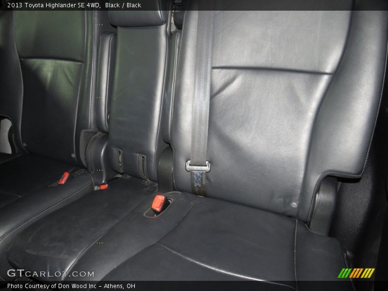 Black / Black 2013 Toyota Highlander SE 4WD