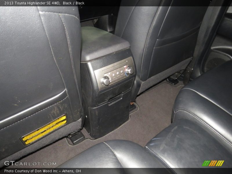 Black / Black 2013 Toyota Highlander SE 4WD