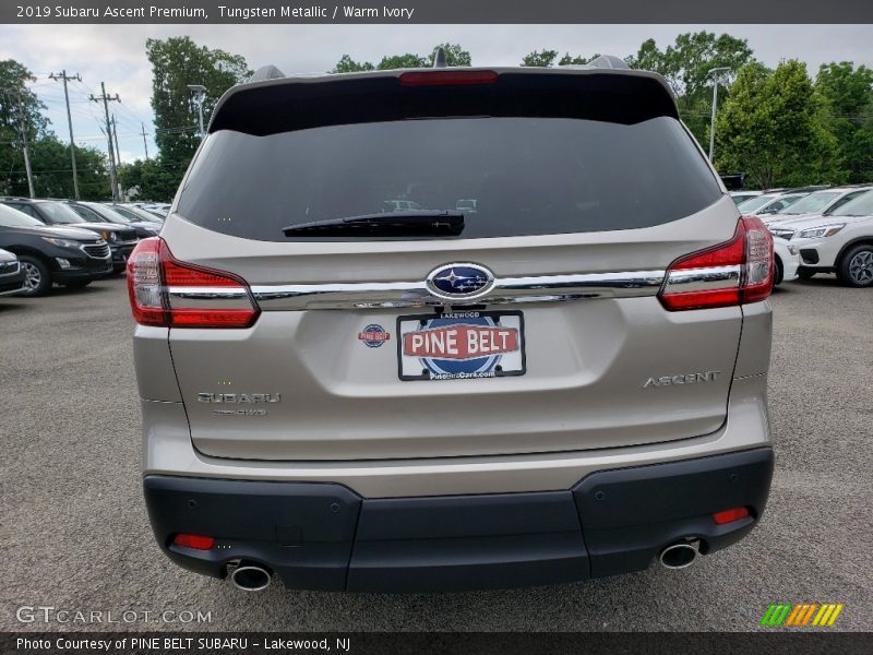 Tungsten Metallic / Warm Ivory 2019 Subaru Ascent Premium