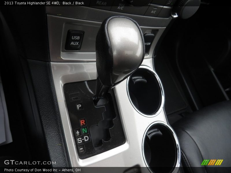 Black / Black 2013 Toyota Highlander SE 4WD