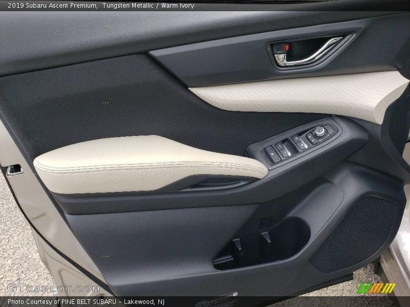 Tungsten Metallic / Warm Ivory 2019 Subaru Ascent Premium