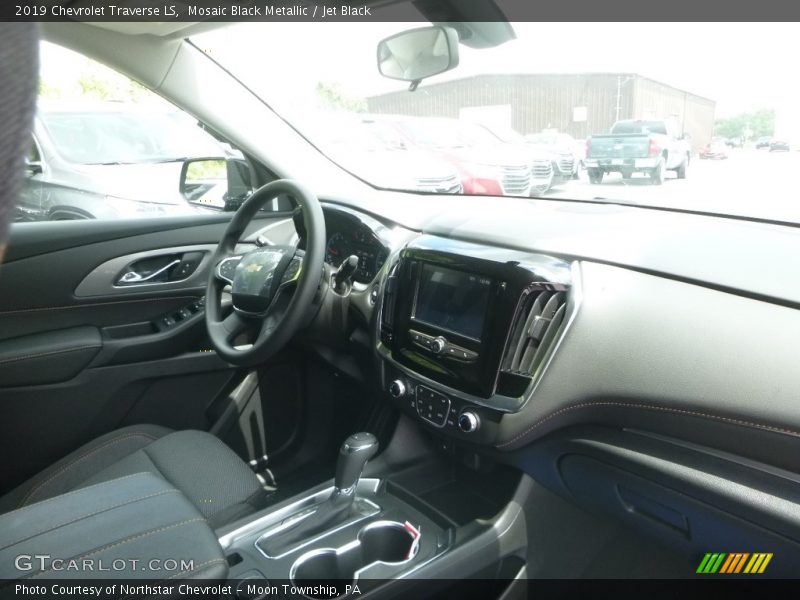 Mosaic Black Metallic / Jet Black 2019 Chevrolet Traverse LS