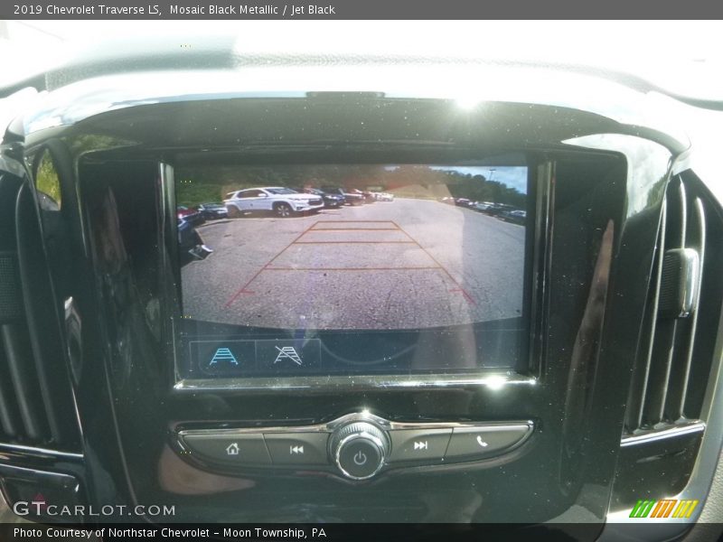 Mosaic Black Metallic / Jet Black 2019 Chevrolet Traverse LS
